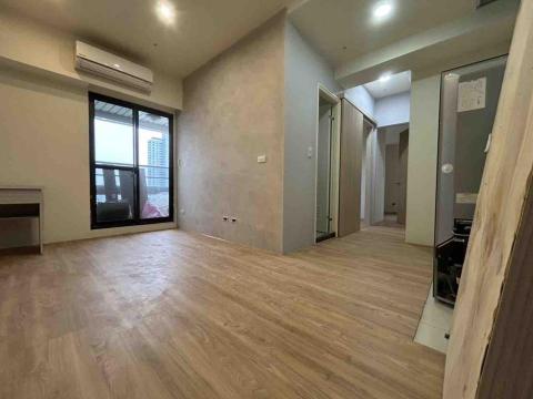 唐選建材工程有限公司 - 超耐磨木地板，完工照。