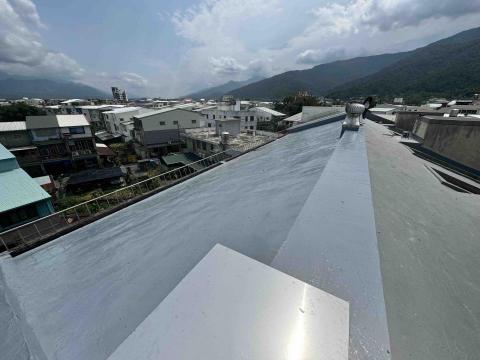 丙子營造 - 斜屋頂
Pu不垂流