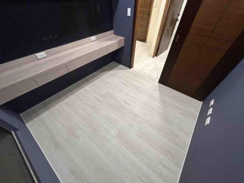 唐選建材工程有限公司 - 超耐磨防水木地板（完工照）