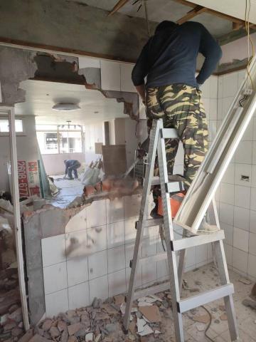 提供打石服務的專家林烈霆