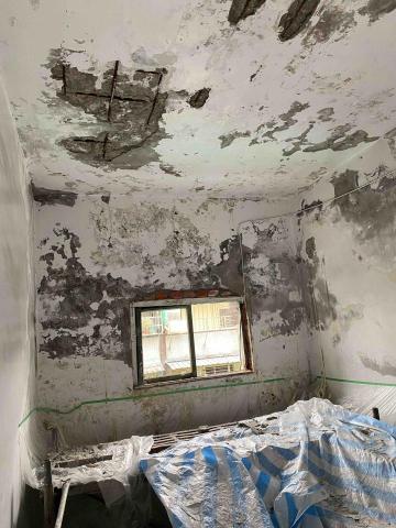 阮先生 - 處理鋼釘外露粉刷油漆施工前