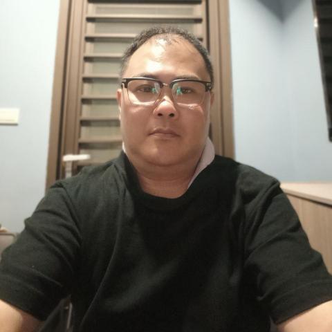 提供養生會館服務的專家鄭傳祐