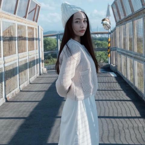 提供沙龍照台北服務的專家SAMMY 情侶寫真.人像寫真.活動拍攝