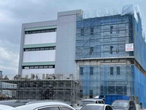 鉅彩塗料工程行 - 基隆港務局西岸碼頭