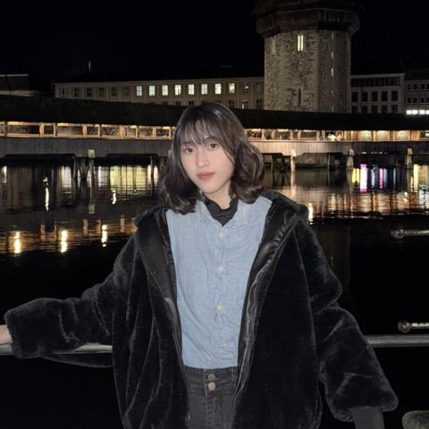 提供台中晚餐服務的專家Calista Huang