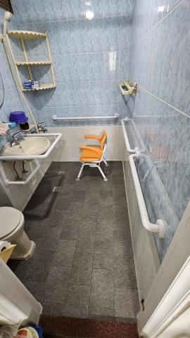 可能設計有限公司 - 拆浴缸+裝扶手+鋪防滑地板after 可能設計有限公司 - 拆浴缸+裝扶手+鋪防滑地板after