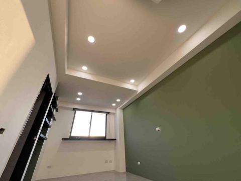 謙安專業油漆防水 - 跳色油漆