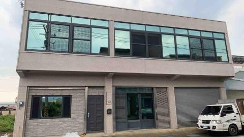 驛佳工程行 - 苑裡場，施工裝潢板