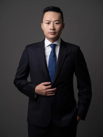 劉子瑜律師 - 所長暨主持合夥律師 劉子瑜律師 - 所長暨主持合夥律師