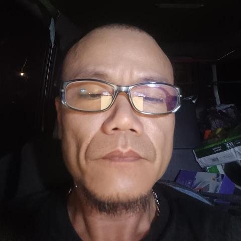 提供問卷代發服務的專家陳小凱