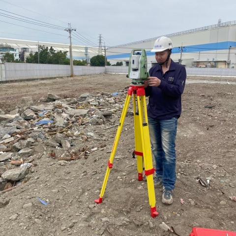 提供coreldraw服務的專家Bruce