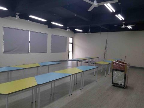 阿凱 - 洽談桌完工照