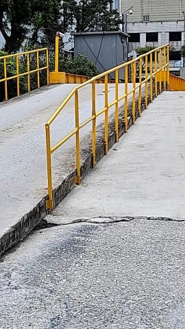 永立工程行 - 黑鐵欄桿