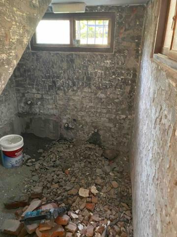 無宇倫比企業社 - 浴室磁磚打除