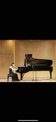 廖老師鋼琴教學 - 碩士畢業音樂會