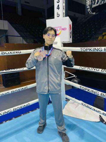 佳燁教練_現役泰拳、踢拳國手 - 