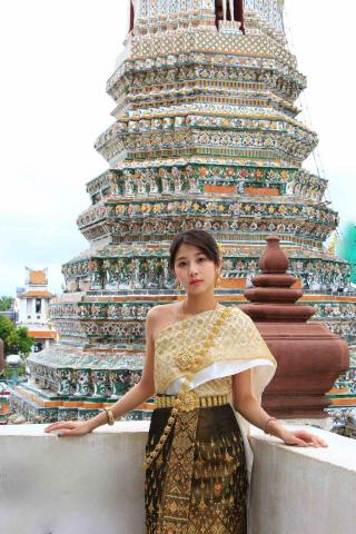 提供托福服務的專家侯亮羽