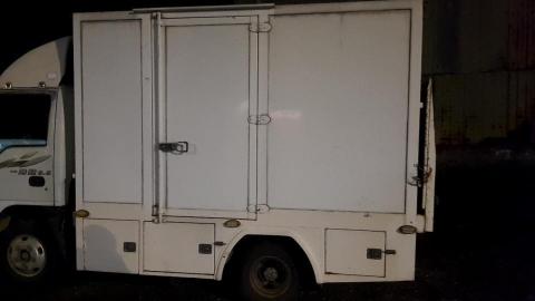 黃英豪 - 3噸半貨車實照