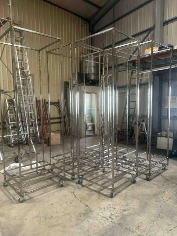 郅晟鐵工行 - 不銹鋼獅座訂製