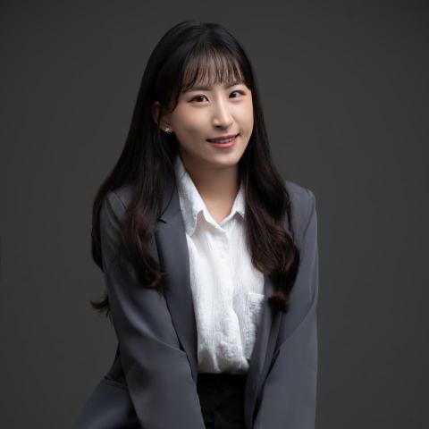 提供刮痧儀服務的專家丁禎儀