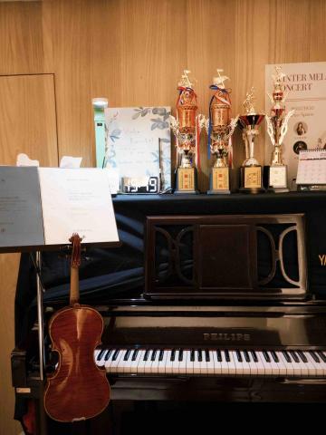 劉瑋音樂工作室🎻 Music Studio🎵 - 