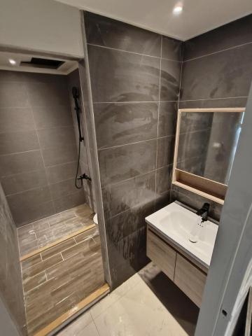 廖柿諺 - 衛浴翻新