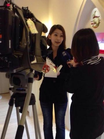 愛麗絲(◍&bull;ᴗ&bull;◍)坐不住辦公室＿活動主持 - 公關企劃、新聞訪問