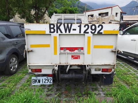 提供貨車服務的專家貨車搬運