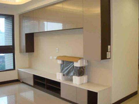 毓設計室內裝修坊 - 電視櫃設計