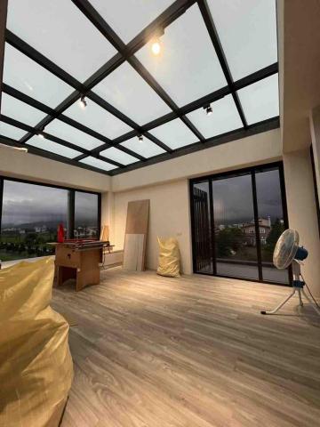 墨立設計 黃香甯 - 玻璃屋