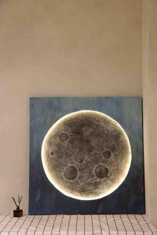 小葉塗料研究室 - 樂土灰月球燈