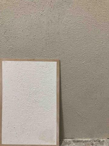 小葉塗料研究室 - （牆面）樂土蚵灰色 南港地下室
最近研製將牡蠣殼磨碎成自然材混入塗料
製造細微的顆粒感! 適合詫寂、極簡、自然建築等風格的灰泥材料!