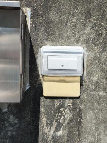 瑋成水電裝修工作室 - 施工後：電鈴漏電，按裝完成