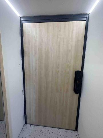 十方赫金屬門 - 