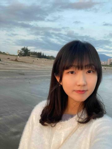 提供鶯歌手拉胚服務的專家葉咨瑩