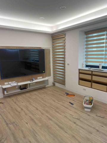 悅居工程行 - 善化-美容工作室地板安裝