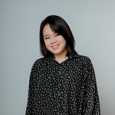 提供修眉毛服務的專家Rubby Liu