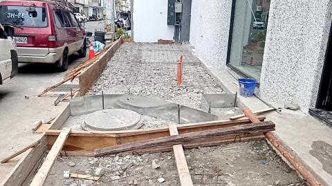 楊先生 - 整地灌漿