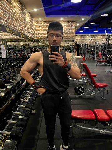 提供bosch維修部服務的專家劉峻辰Bosch