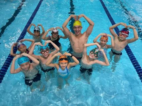 小牛教練/海神游泳學苑/兒童/三鐵/成人課程 - 