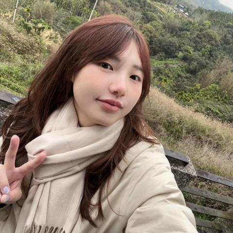 提供遛狗绳服務的專家方君華