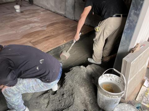 傑宥建材工程行 - 室內地磚鋪設