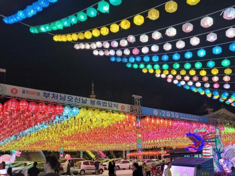 呂巧琪 - 地陪:釜山三光寺燃燈節