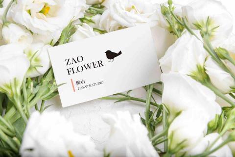 果碩設計數位行銷 - 花藝設計公司小卡設計