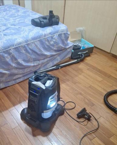 高千蕙 - 機器操作