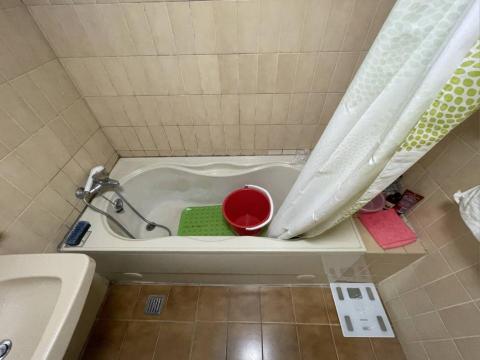 可能設計有限公司 - 拆浴缸改淋浴before 可能設計有限公司 - 拆浴缸改淋浴before