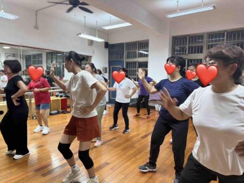 許庭瑄 - 成人課程