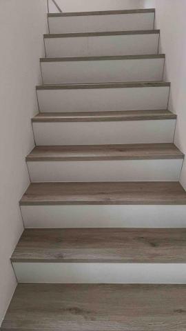 九九櫸木扶手 - 卡扣半包階梯