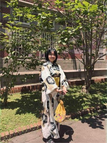 提供髮型師學徒服務的專家鯉魚老師