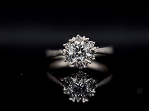 游宏勝 - 50分心形求婚鑽戒